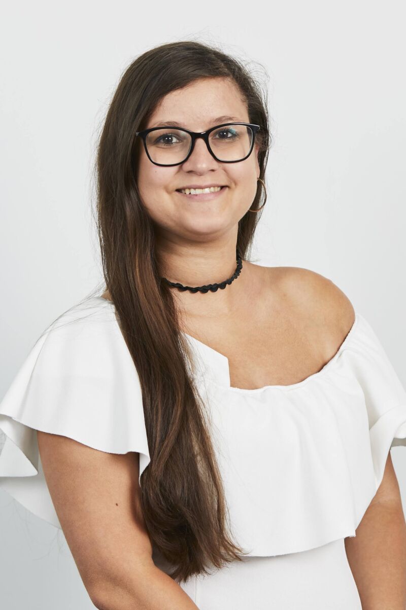 Mara Van Dyck